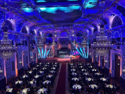 Wir kümmern uns jedes Jahr unter anderem um die Videotechnik wie Projektionen oder LED-Wände und die Contentzuspielung