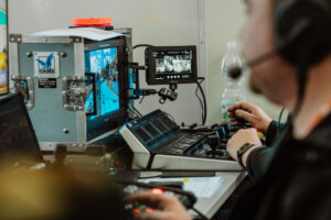 Für die Übertragung kamen mobile, ferngesteuerte und Zielkameras mit Teleobjektiv zum Einsatz 