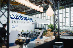 Nachdem im letzten Jahr Lufthansa Allegris in Berlin gelauncht wurde, ist nun das erste fertiggestellte Lufthansa Allegris Flugzeug am Flughafen in München gelandet